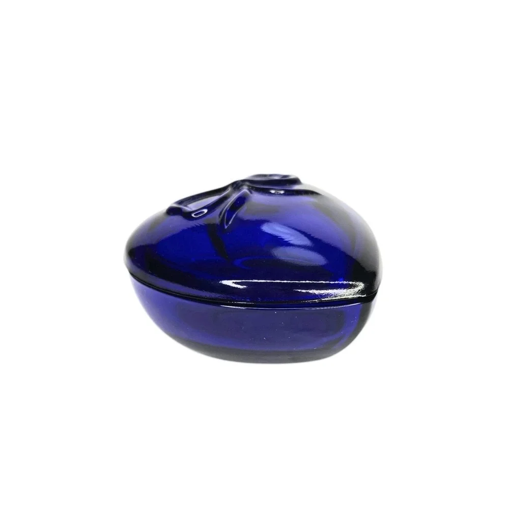 Vintage Cobalt Blue Westmoreland Glass Heart Shaped Trinket Box 3